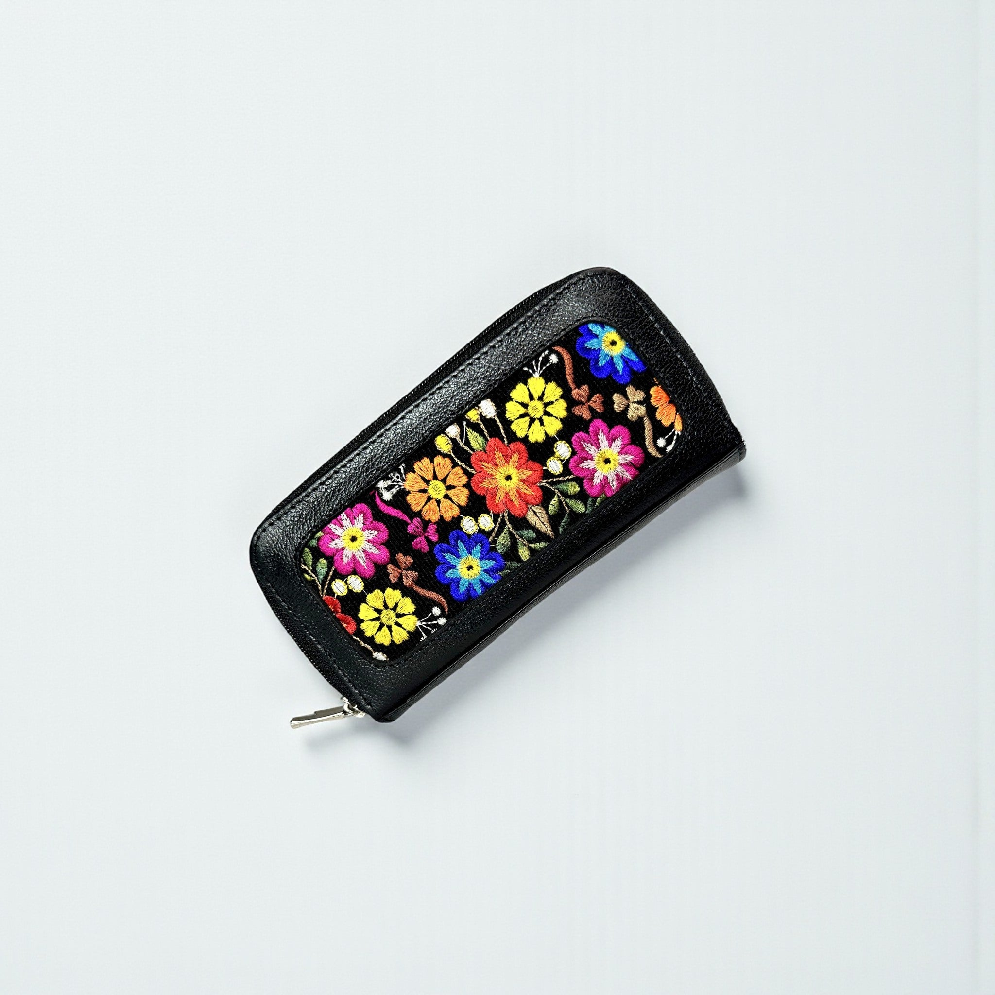 Billetera Sofia con Bordado