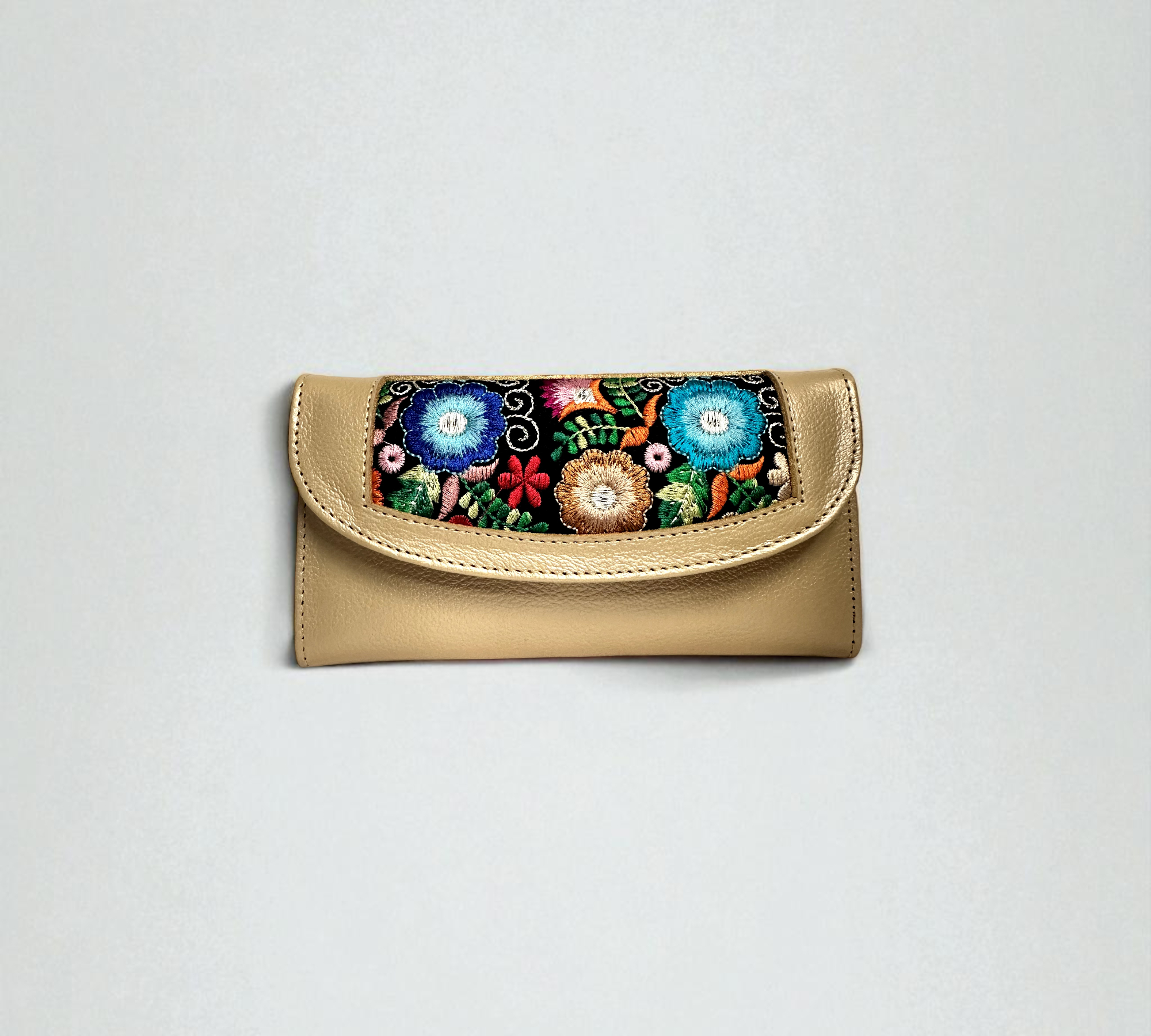 Billetera de mujer Abigail con Bordado