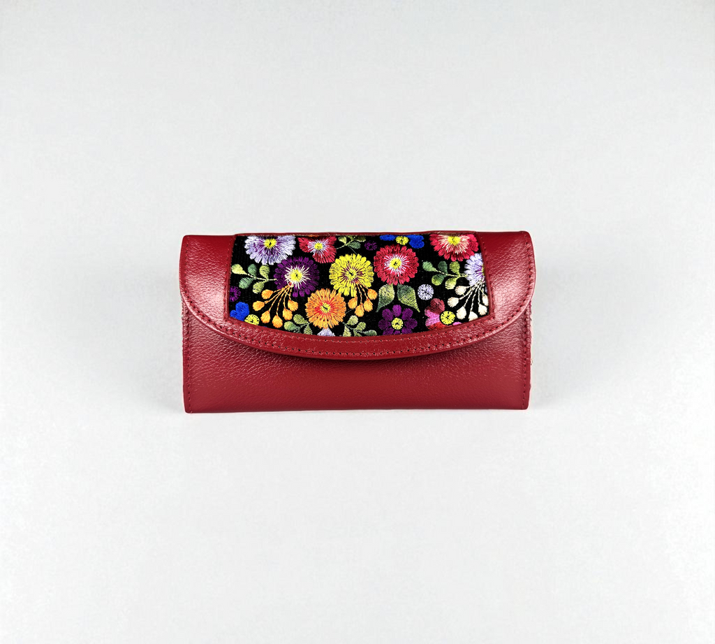 Billetera de mujer Abigail con Bordado
