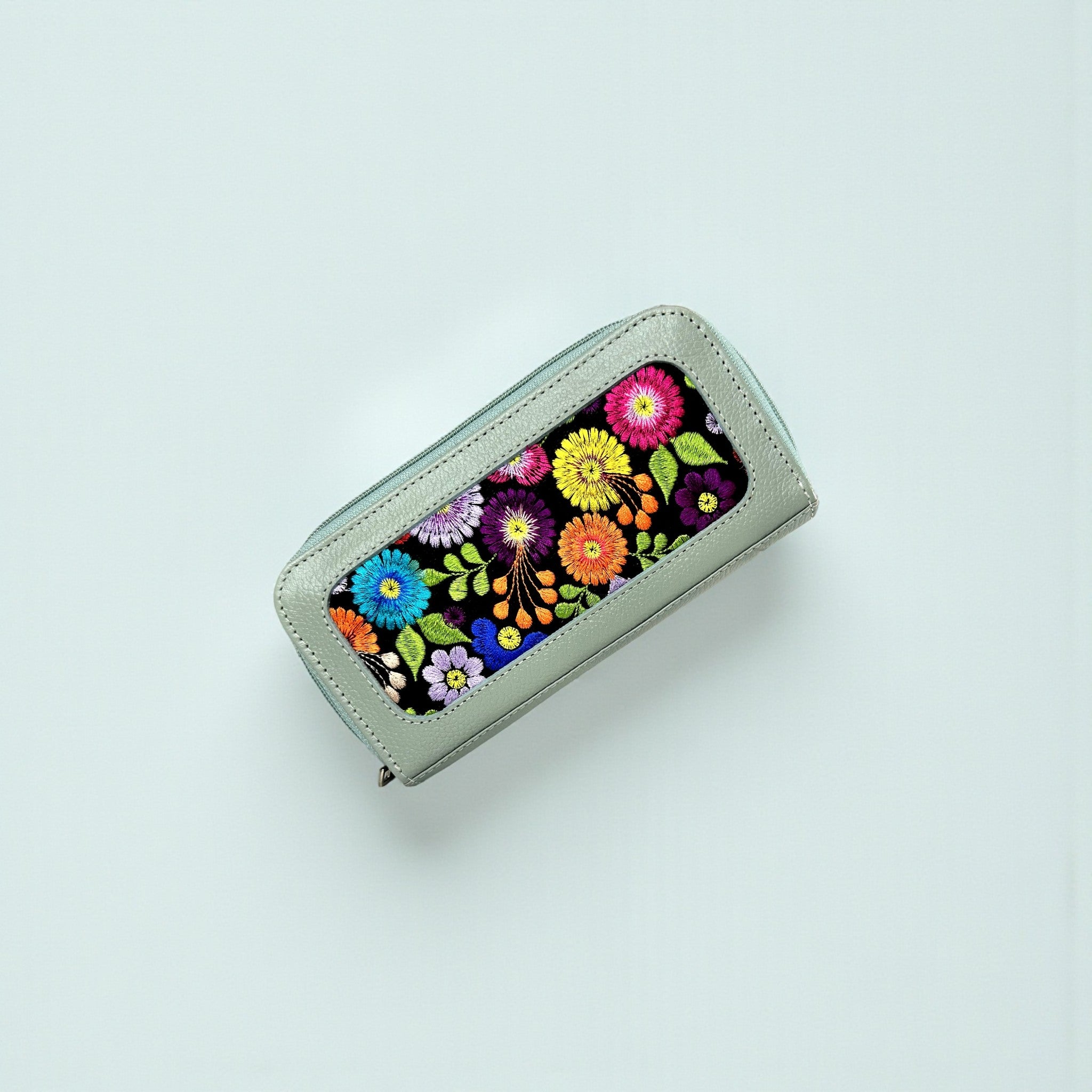 Billetera Sofia con Bordado