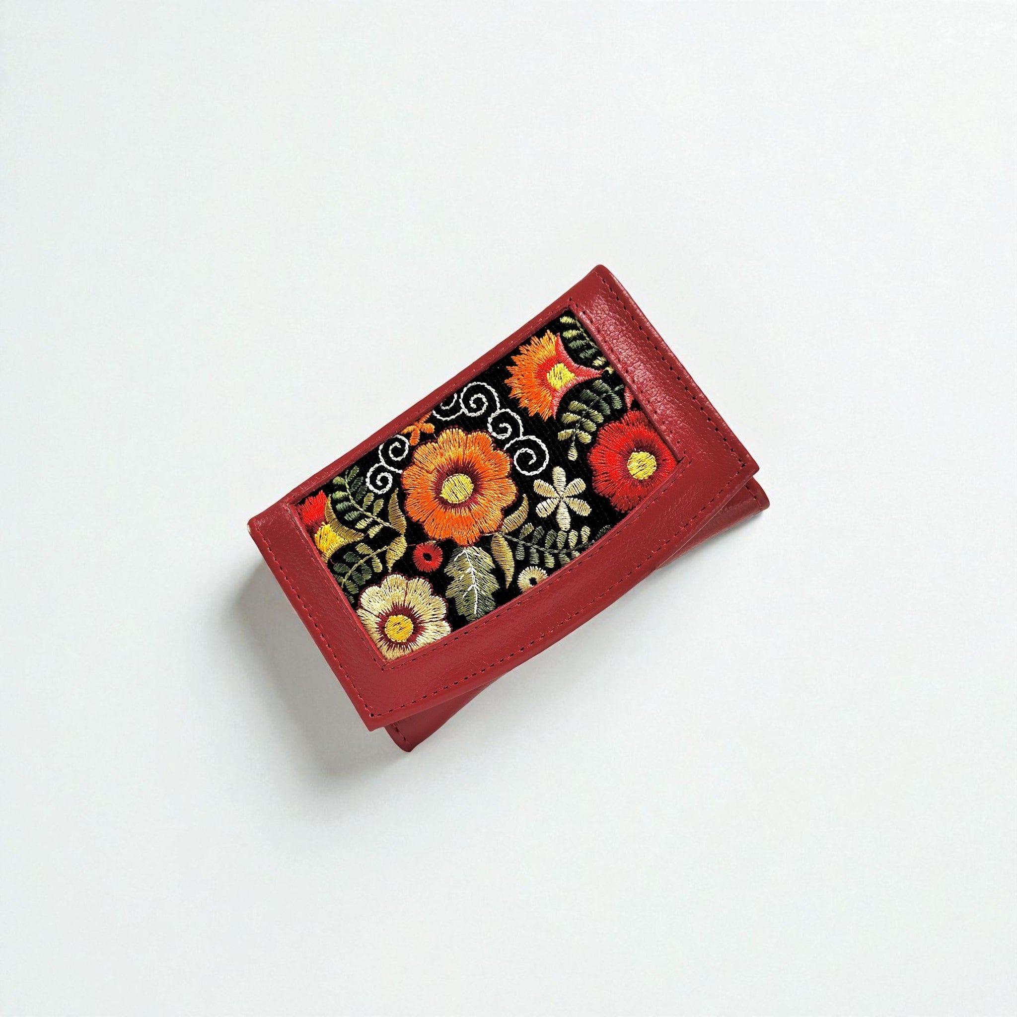 Billetera Andrea con Bordado