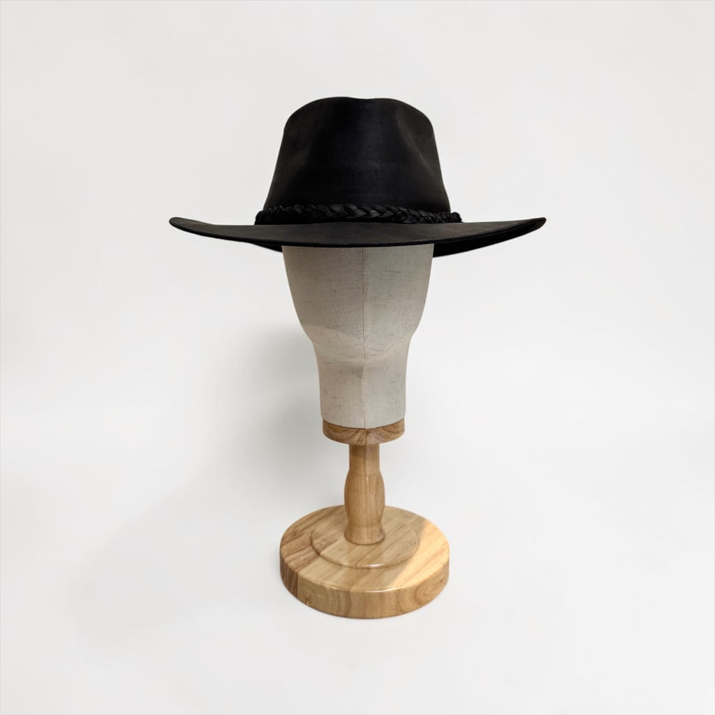 Sombrero de cuero