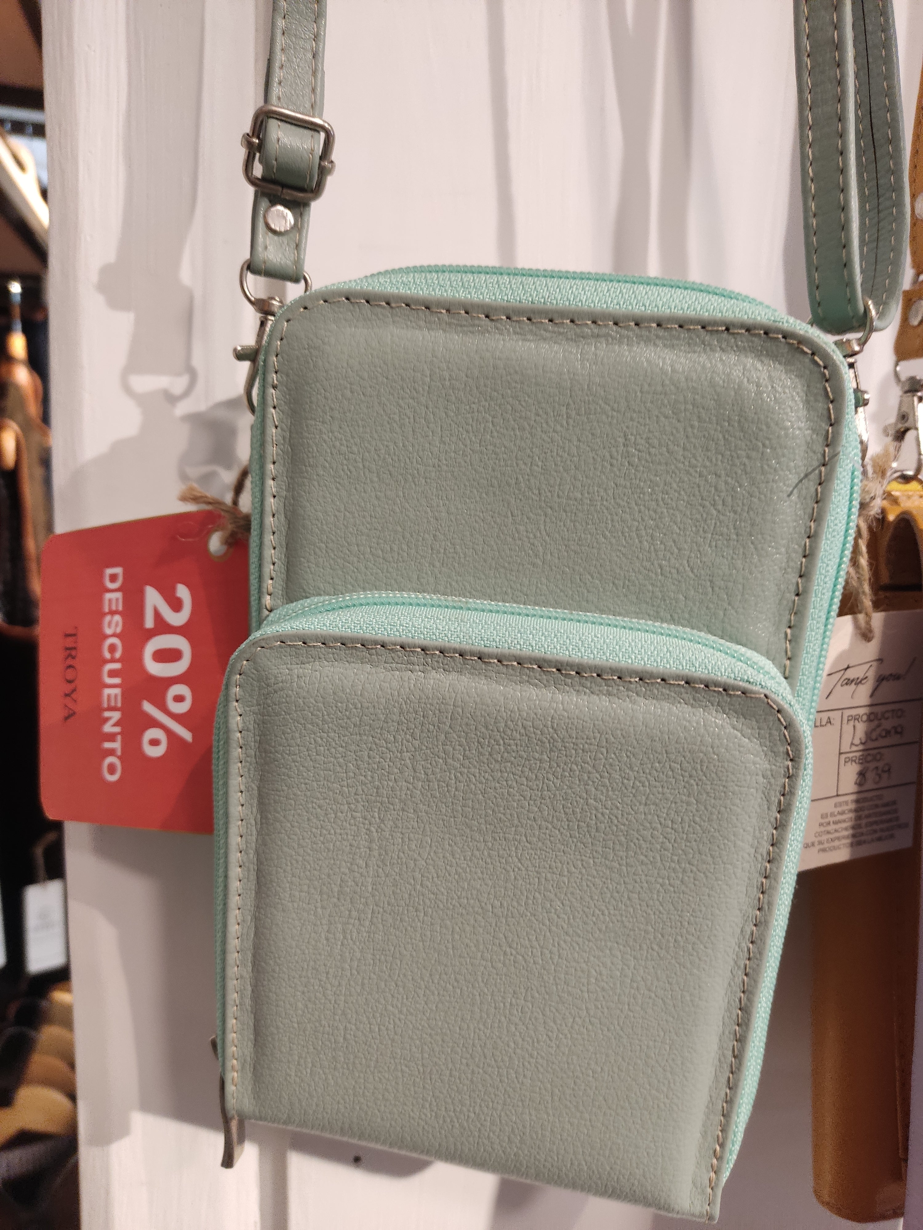 Cartera luciana
